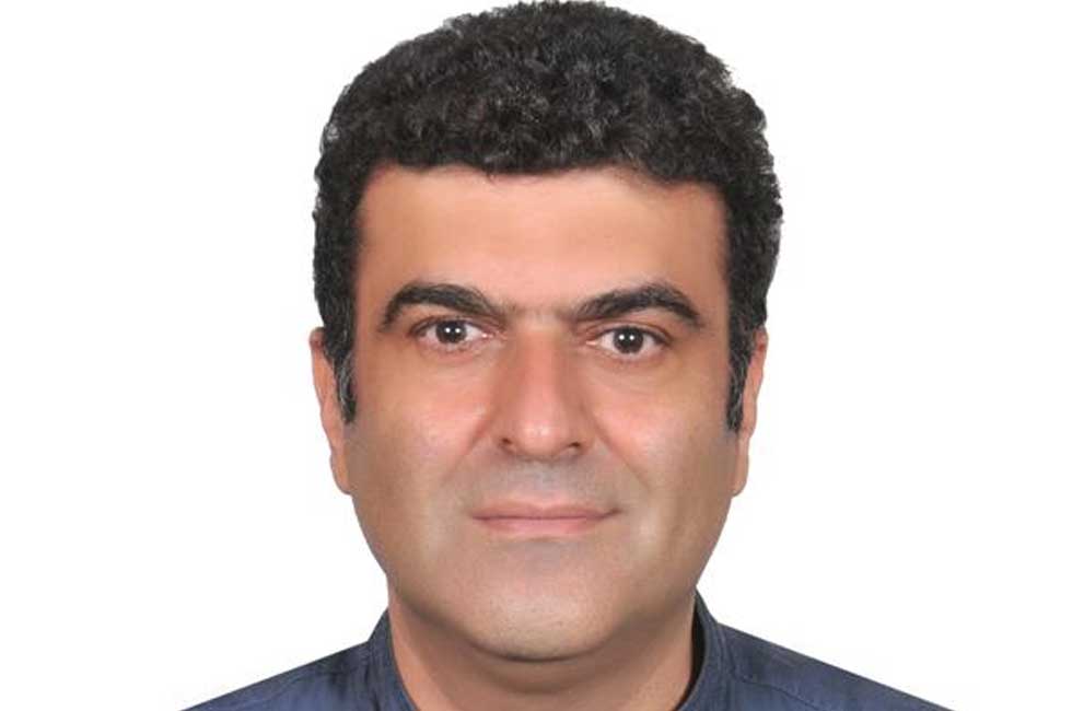دکتر آرش گلستانه
